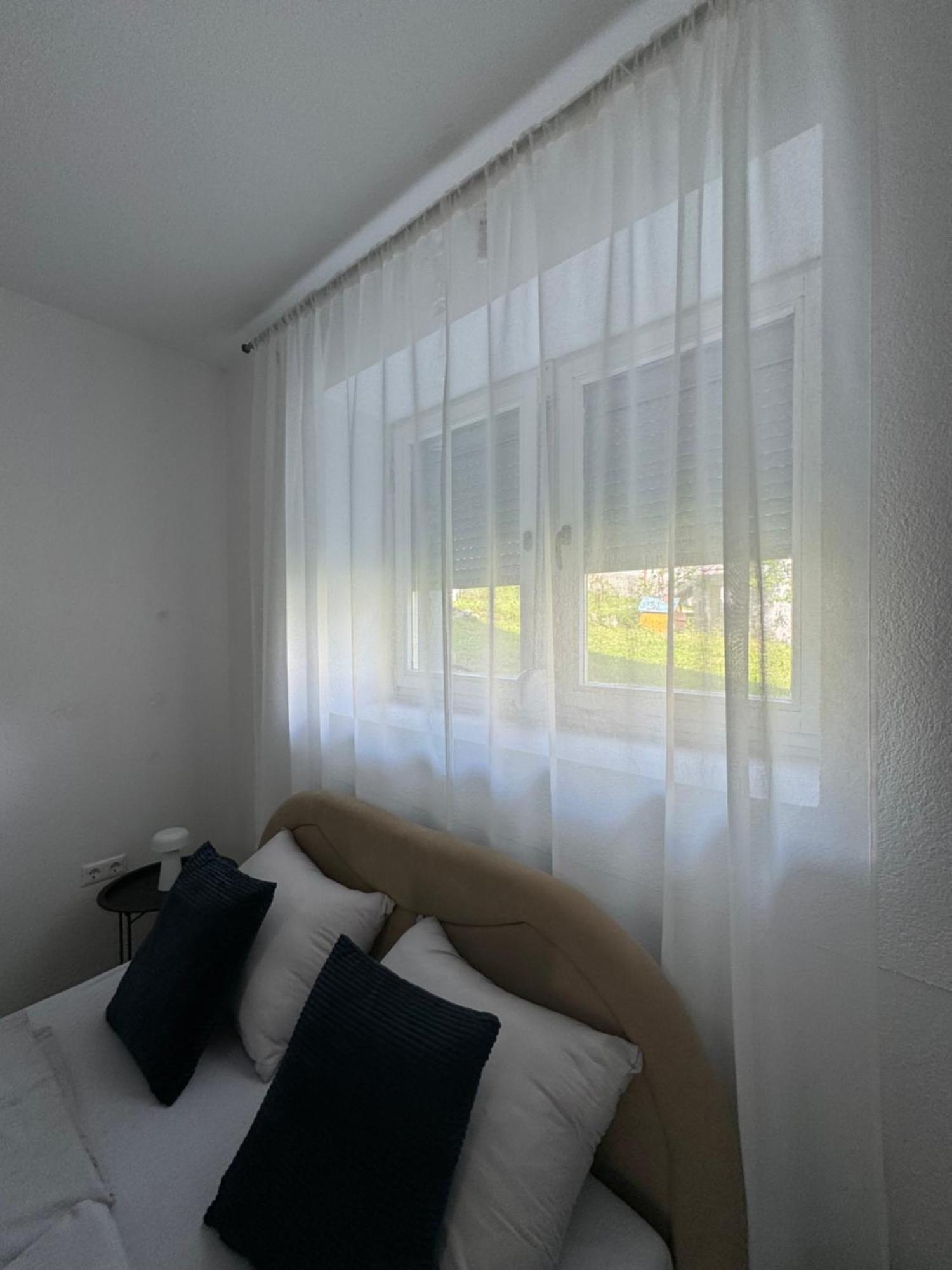 Апартаменти Apartman Mia Яйце Екстер'єр фото